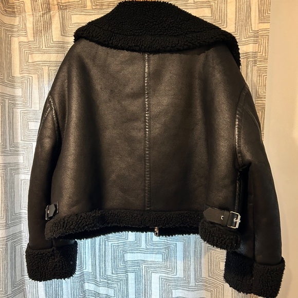 Women's Zara Jacket - Picture 2 of 5